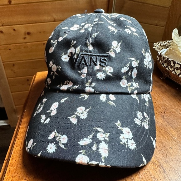 Accessories - Vans floral dad hat